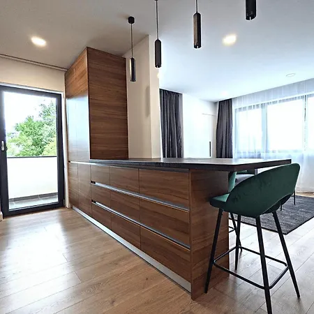 Ira Premium Apartman *